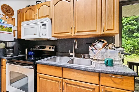 139 Riverside Road Gardiner ME 04345