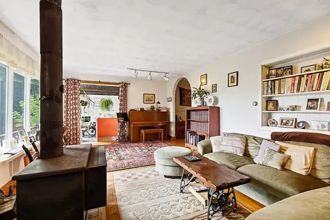 139 Riverside Road Gardiner ME 04345