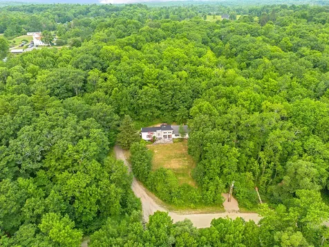 139 Riverside Road Gardiner ME 04345