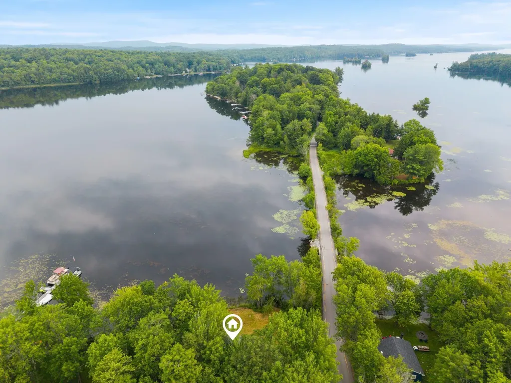 4 Cattail Lane Monmouth ME 04259