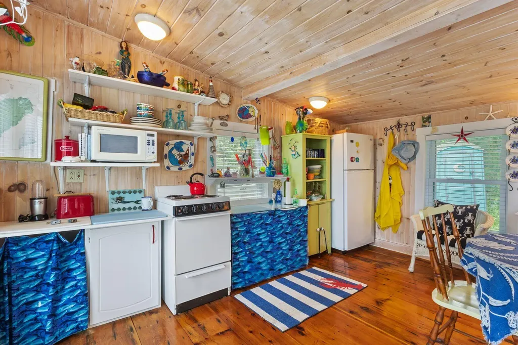 4 Cattail Lane Monmouth ME 04259