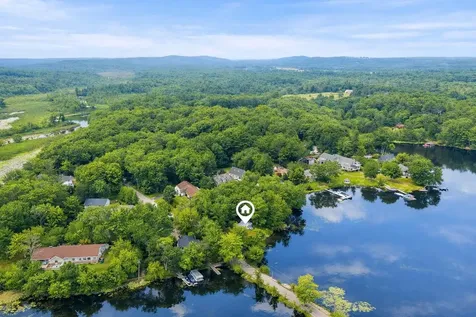 4 Cattail Lane Monmouth ME 04259