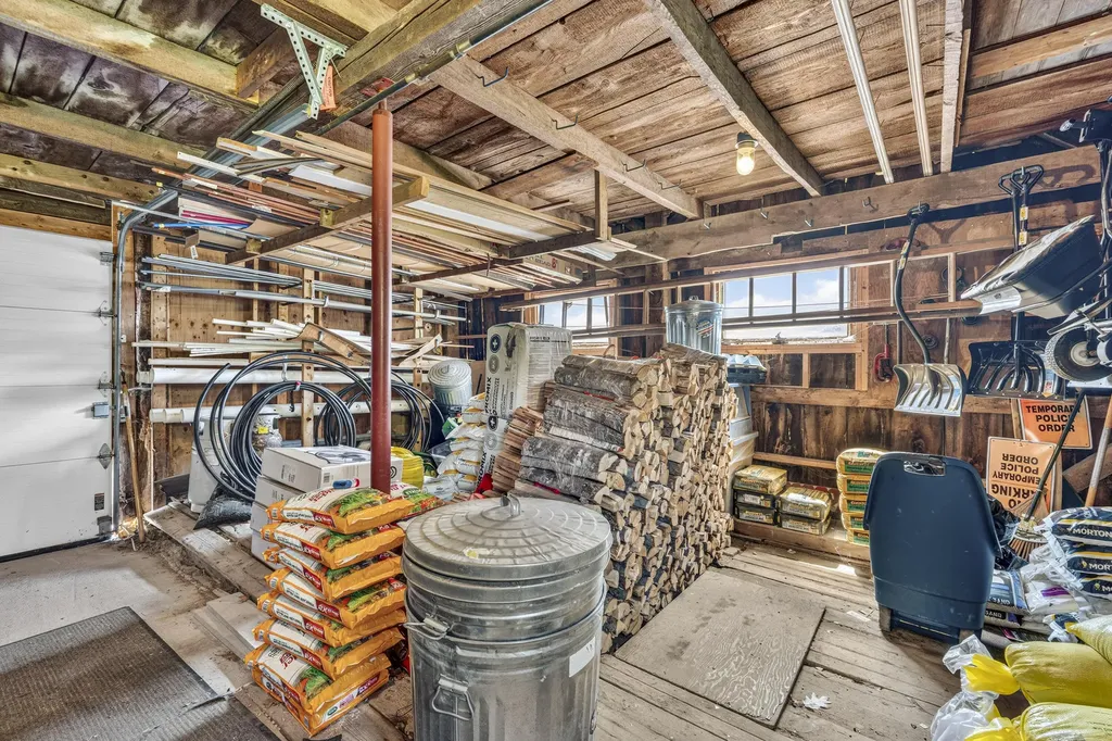 163 Jefferson Street Waldoboro ME 04572