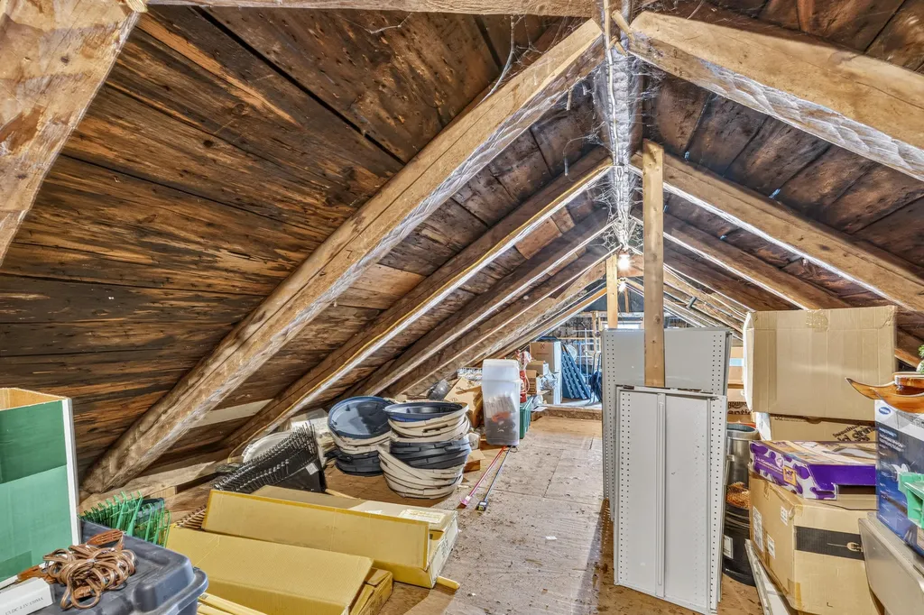 163 Jefferson Street Waldoboro ME 04572