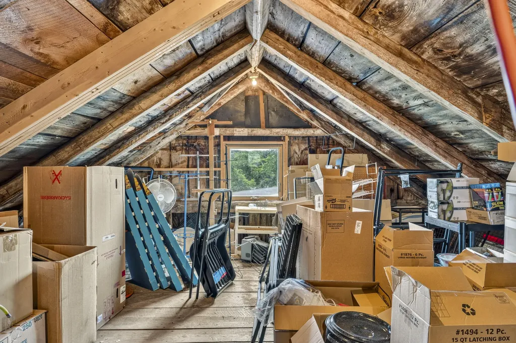 163 Jefferson Street Waldoboro ME 04572