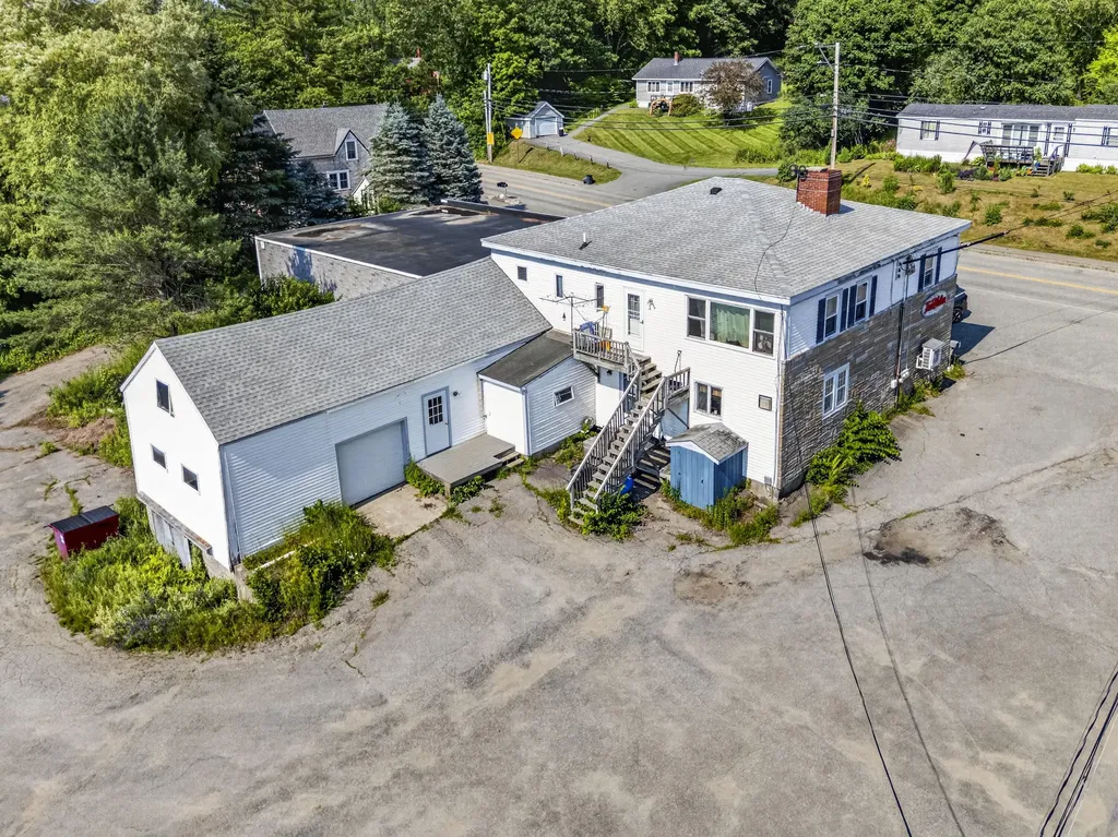 163 Jefferson Street Waldoboro ME 04572