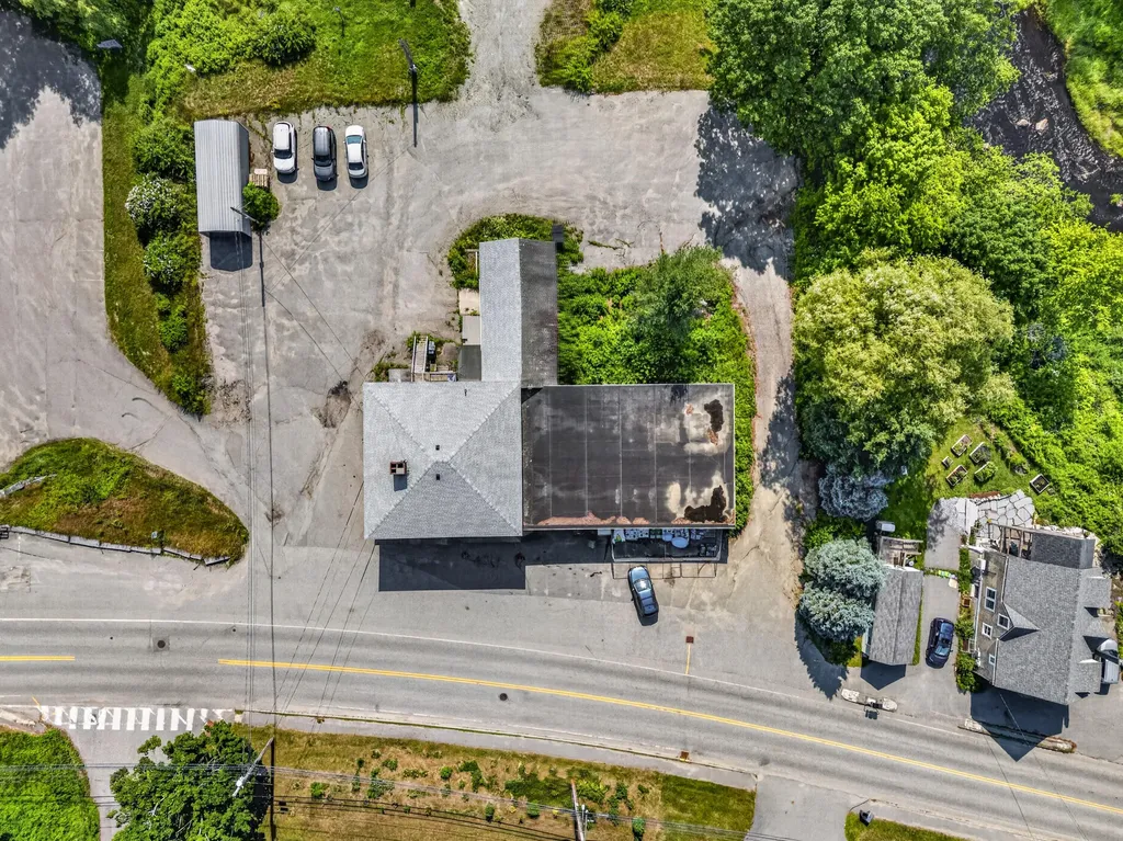 163 Jefferson Street Waldoboro ME 04572