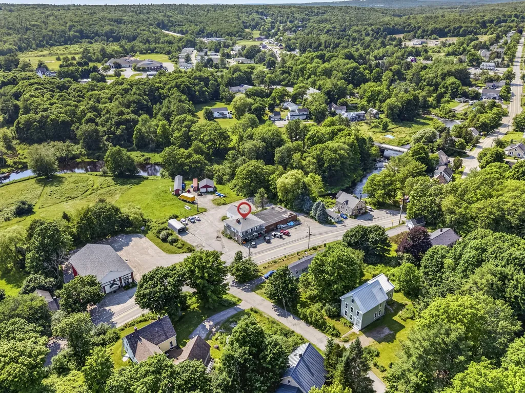 163 Jefferson Street Waldoboro ME 04572
