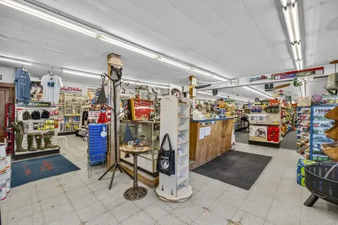 163 Jefferson Street Waldoboro ME 04572