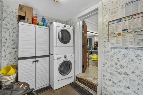 163 Jefferson Street Waldoboro ME 04572