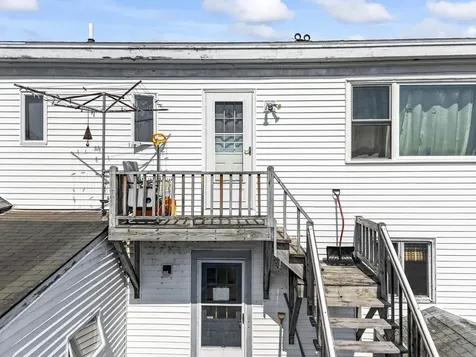 163 Jefferson Street Waldoboro ME 04572