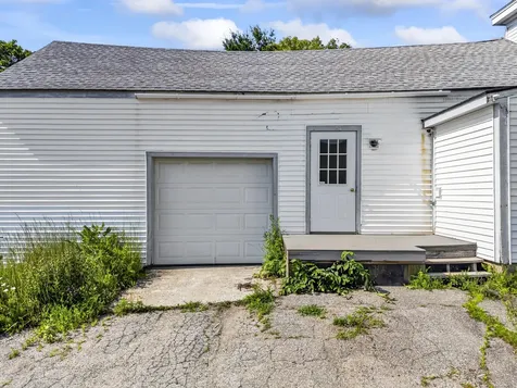 163 Jefferson Street Waldoboro ME 04572