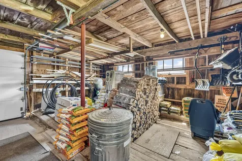 163 Jefferson Street Waldoboro ME 04572