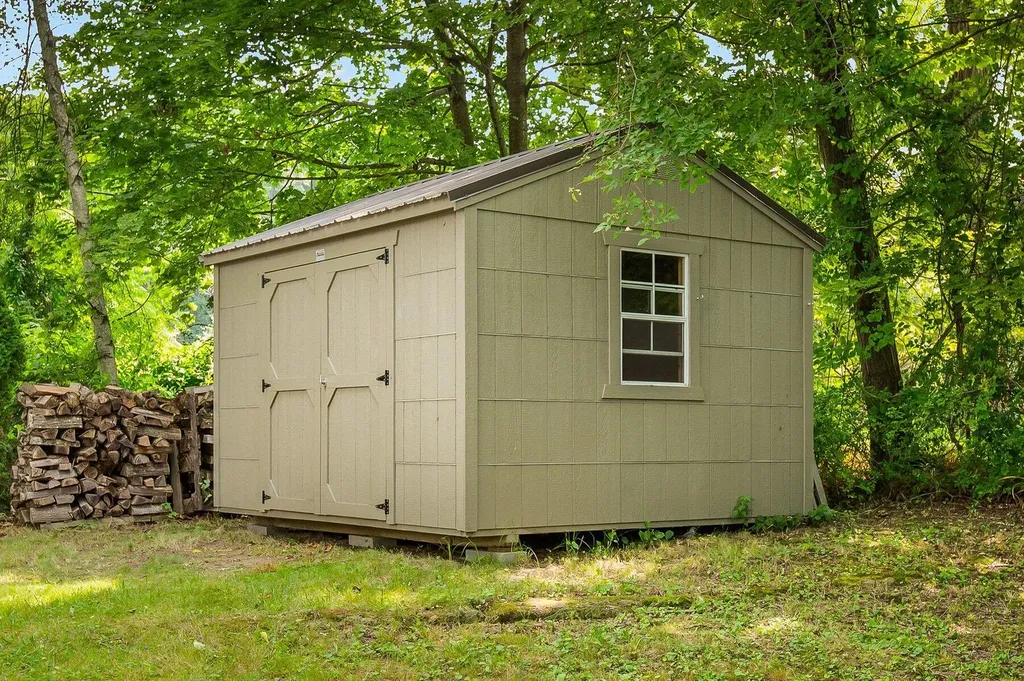 14 Cove Road Eliot ME 03903