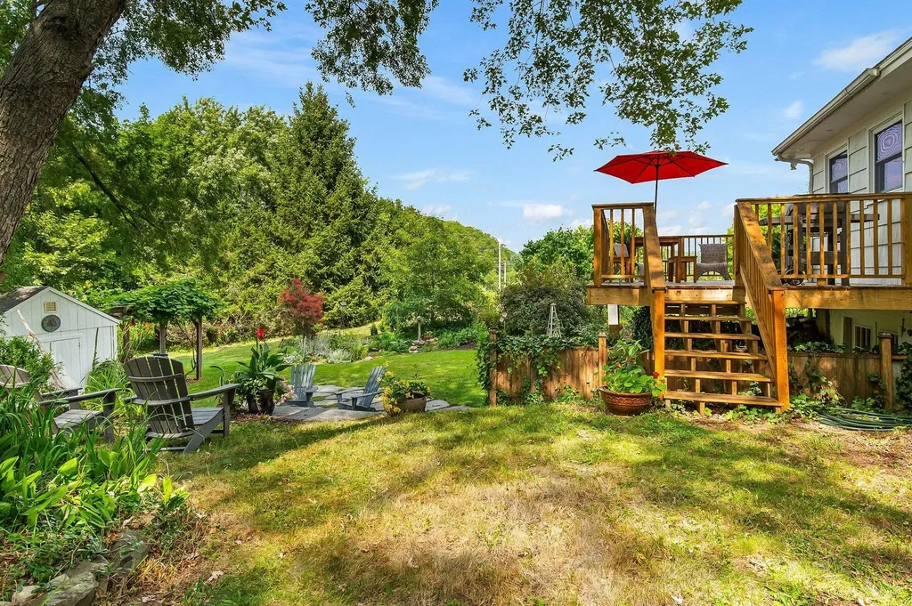 14 Cove Road Eliot ME 03903