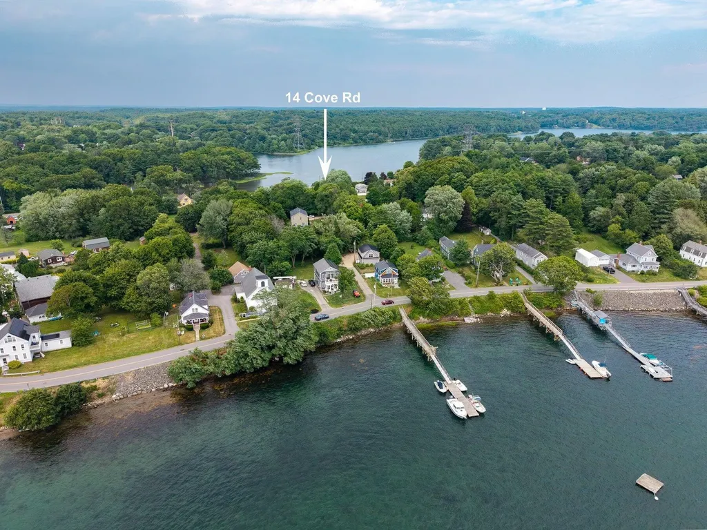 14 Cove Road Eliot ME 03903
