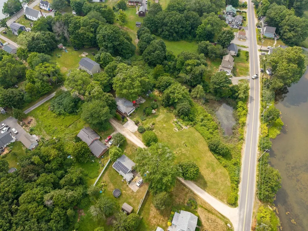 14 Cove Road Eliot ME 03903