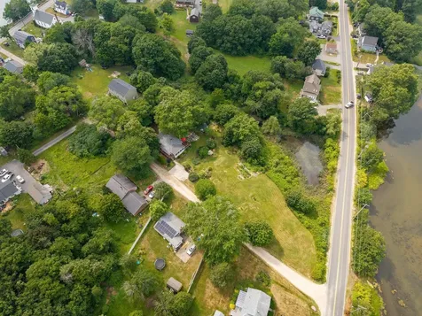 14 Cove Road Eliot ME 03903