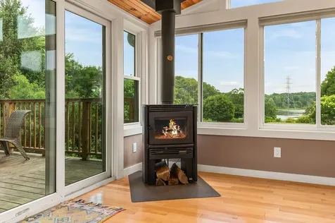 14 Cove Road Eliot ME 03903