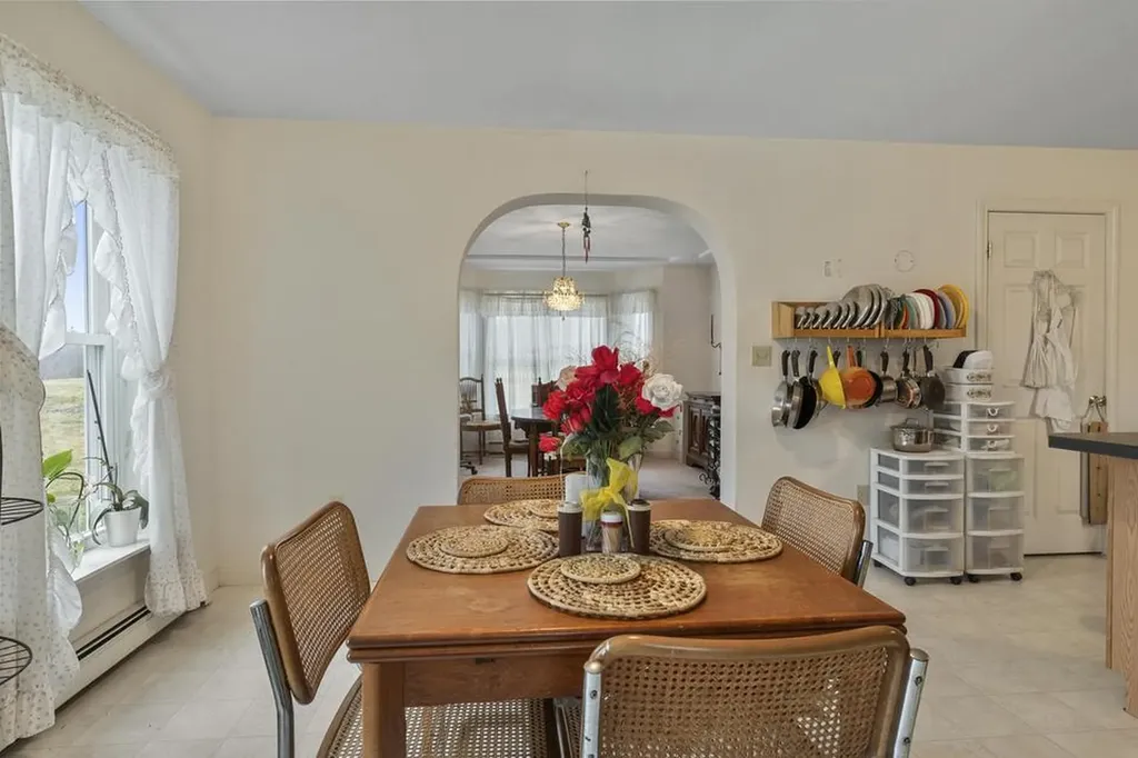 515 Lowelltown Road Wiscasset ME 04578