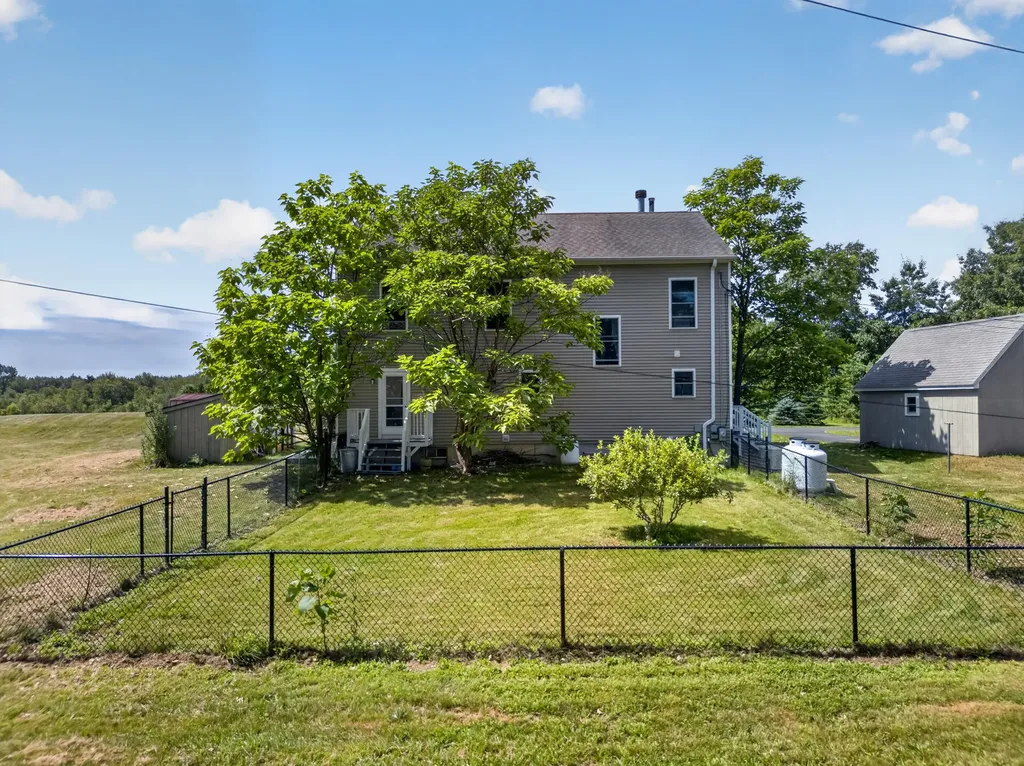 515 Lowelltown Road Wiscasset ME 04578