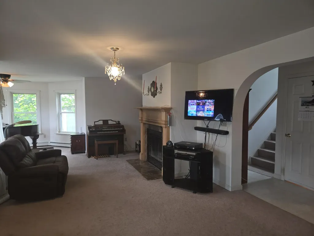 515 Lowelltown Road Wiscasset ME 04578