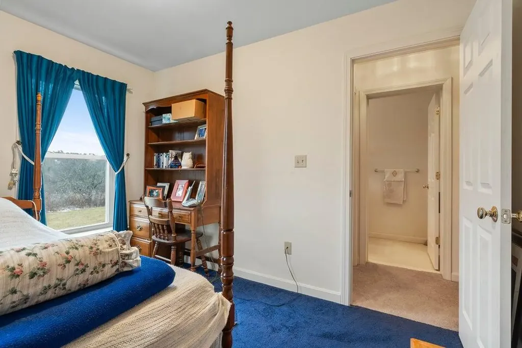 515 Lowelltown Road Wiscasset ME 04578