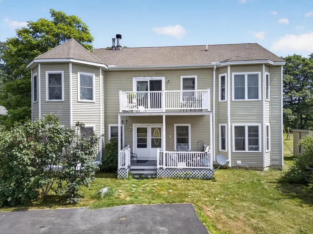 515 Lowelltown Road Wiscasset ME 04578