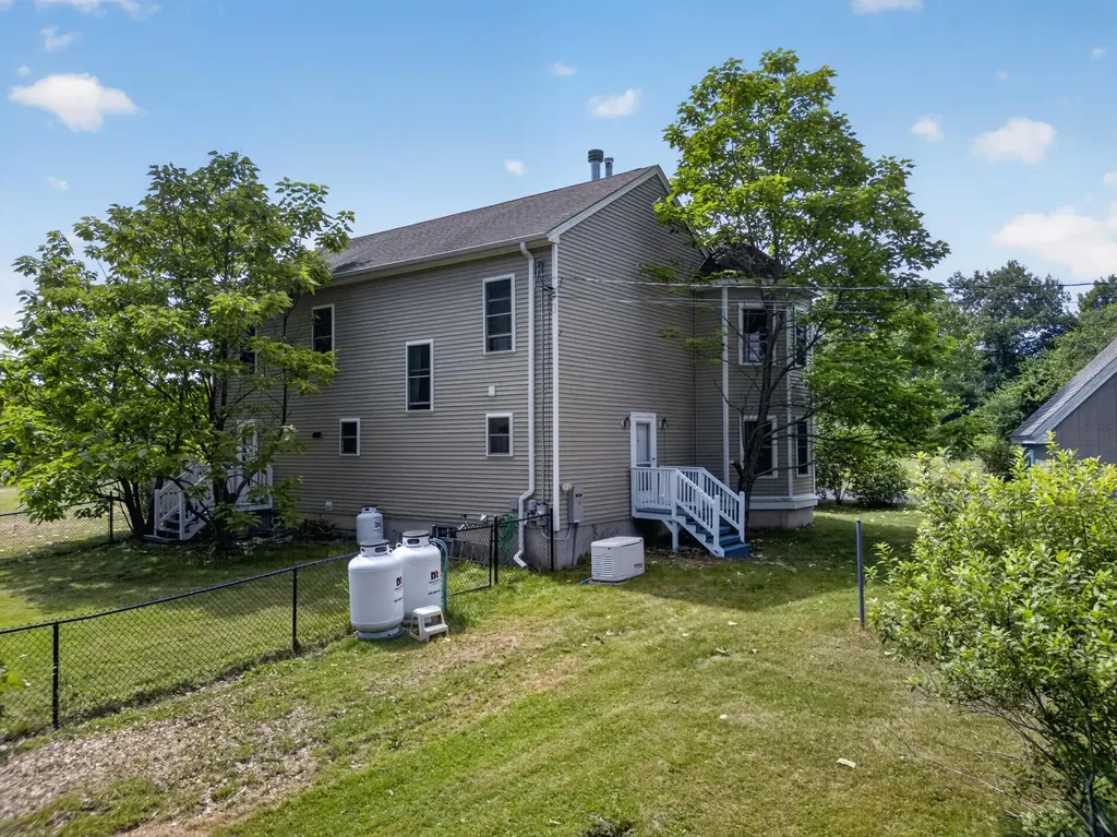 515 Lowelltown Road Wiscasset ME 04578