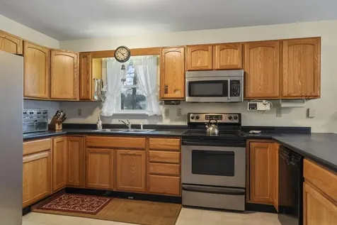 515 Lowelltown Road Wiscasset ME 04578