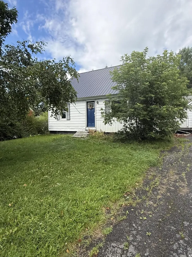 12 Lincoln Street Presque Isle ME 04769
