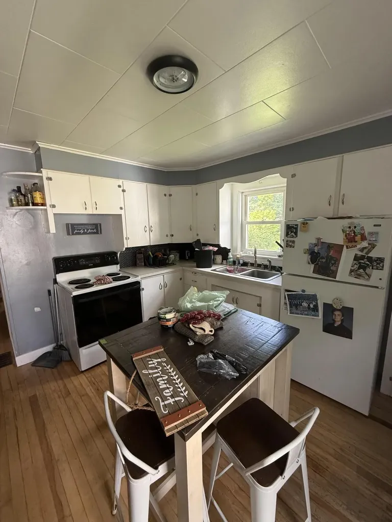 12 Lincoln Street Presque Isle ME 04769