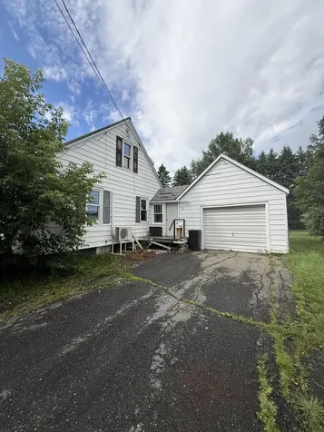12 Lincoln Street Presque Isle ME 04769