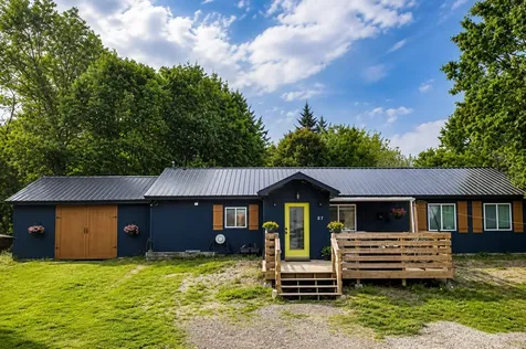 27 Sears Island Road Searsport ME 04974