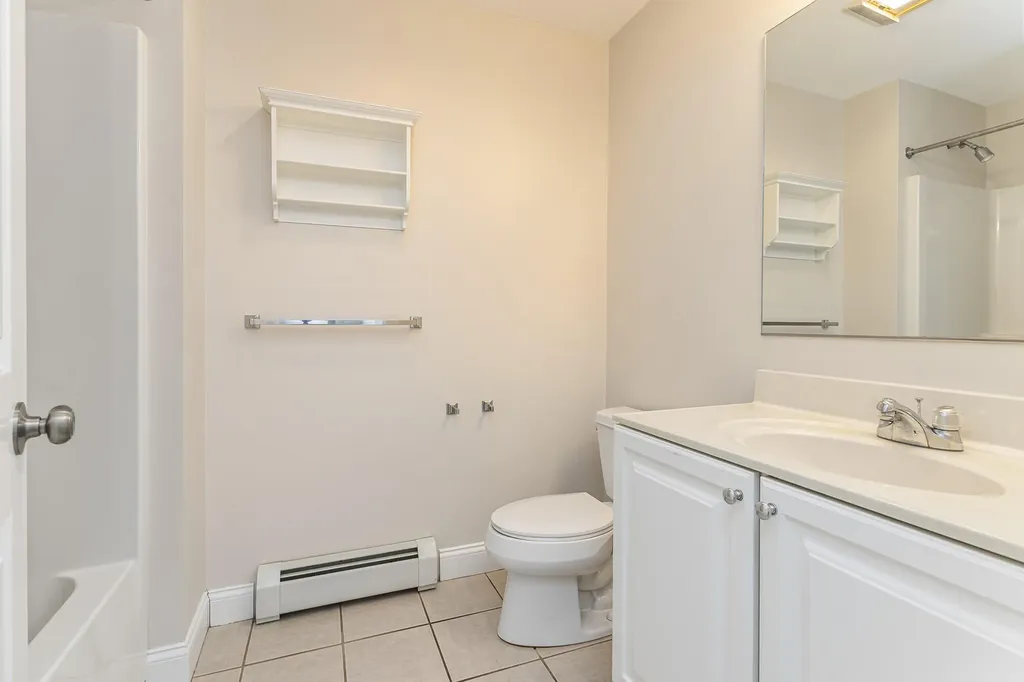 86 Delaware Court Portland ME 04103