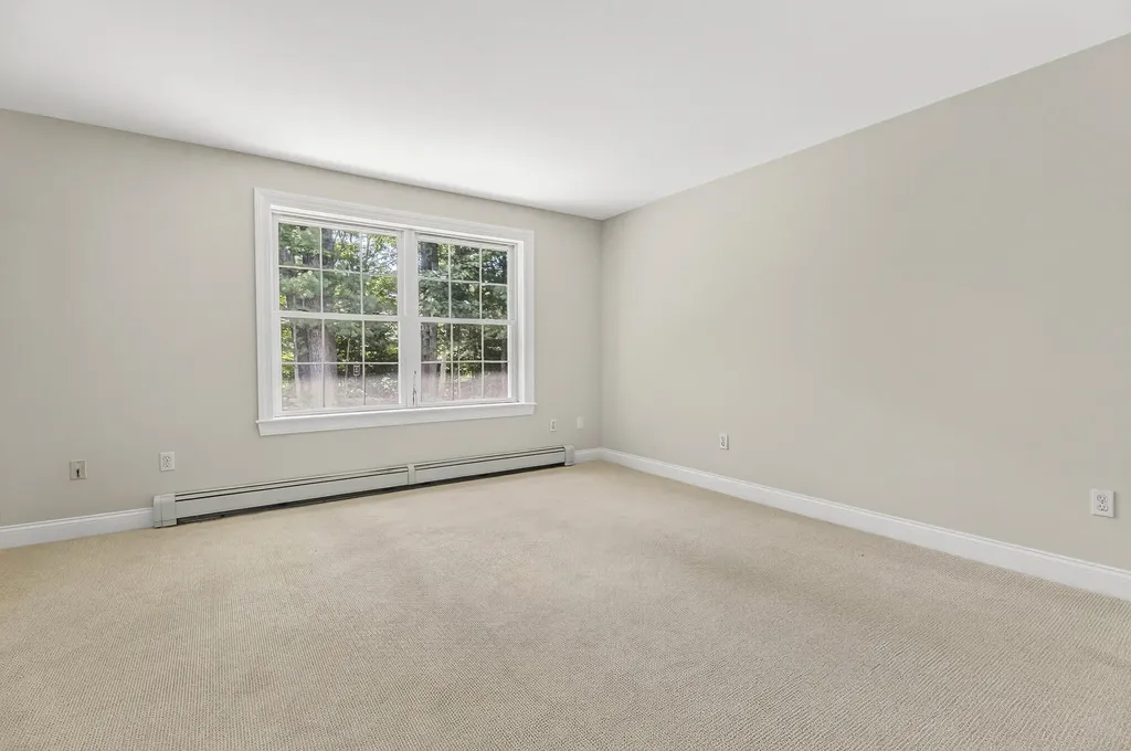 86 Delaware Court Portland ME 04103