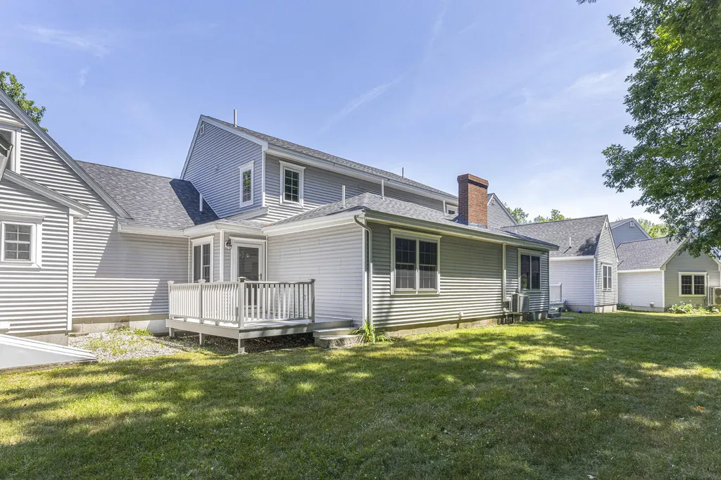 86 Delaware Court Portland ME 04103