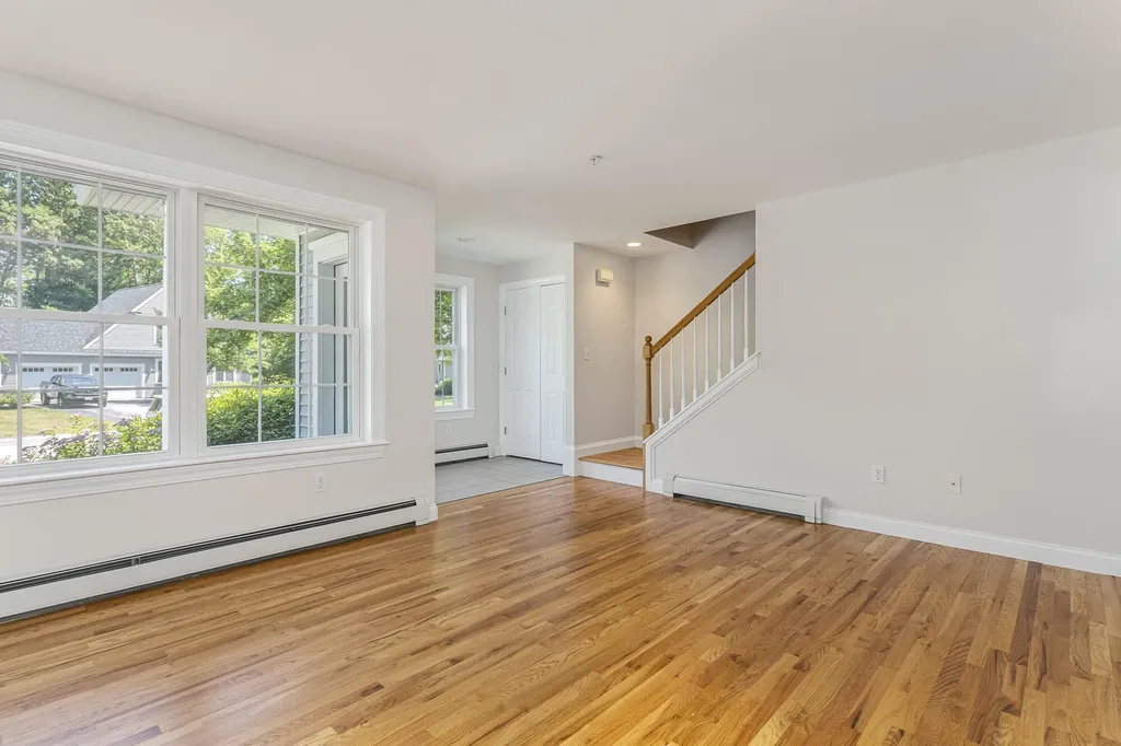 86 Delaware Court Portland ME 04103