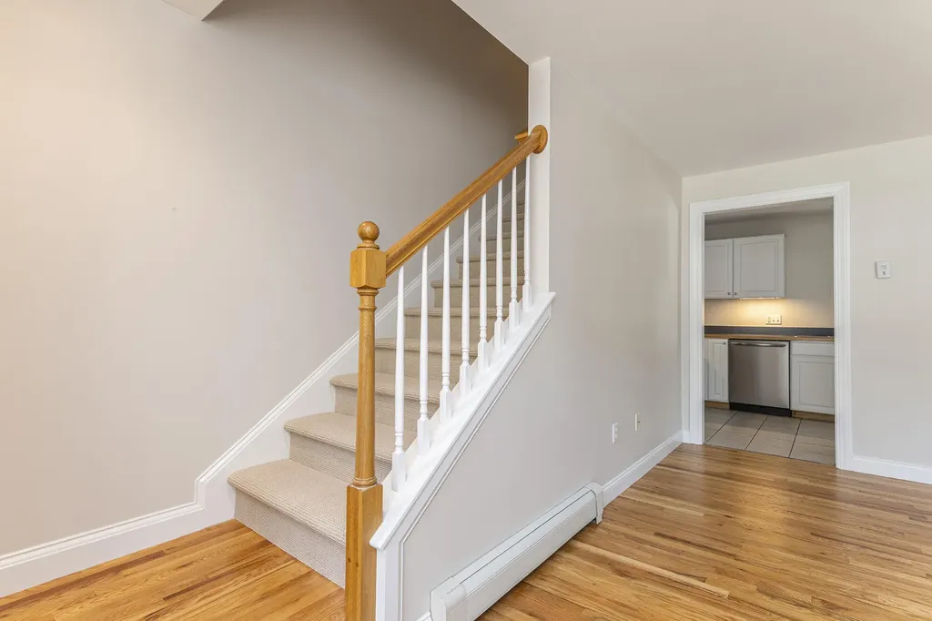 86 Delaware Court Portland ME 04103