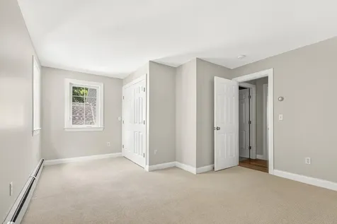 86 Delaware Court Portland ME 04103