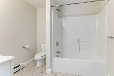 86 Delaware Court Portland ME 04103