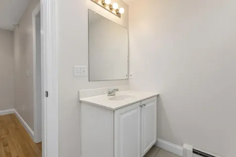 86 Delaware Court Portland ME 04103