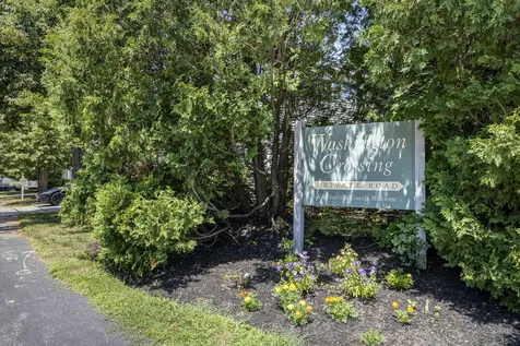 86 Delaware Court Portland ME 04103