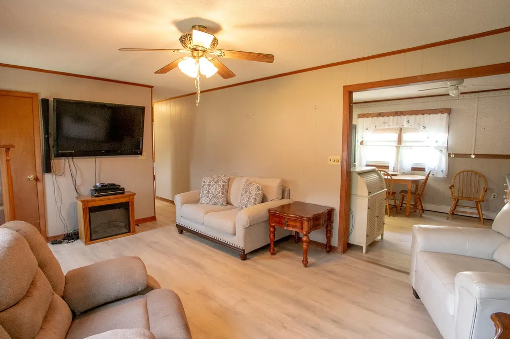 18 Independence Lane East Millinocket ME 04430
