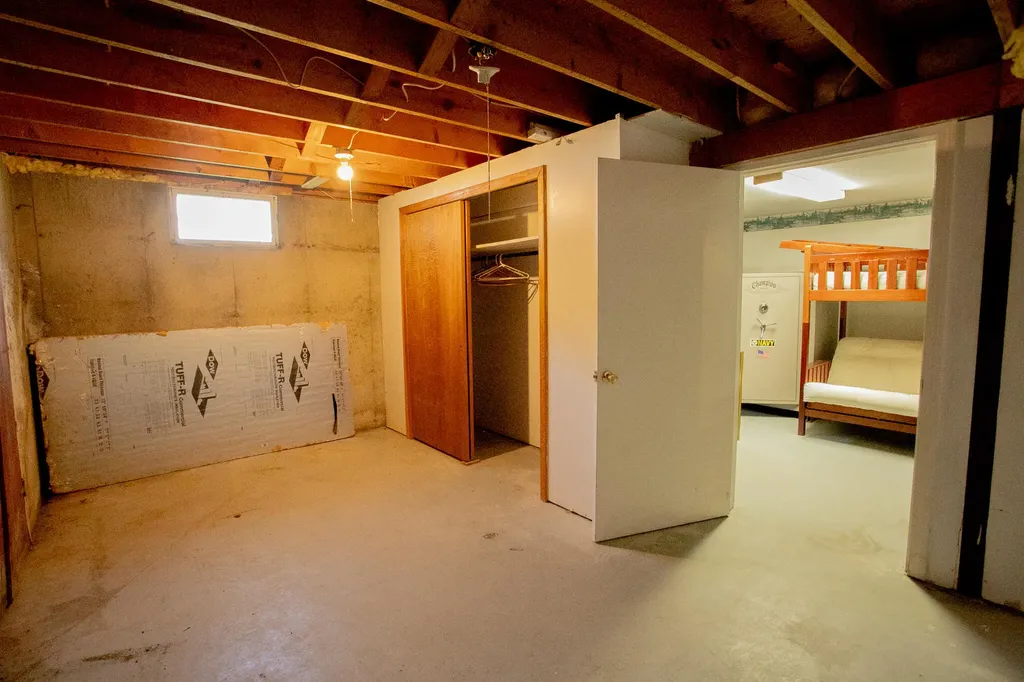 18 Independence Lane East Millinocket ME 04430