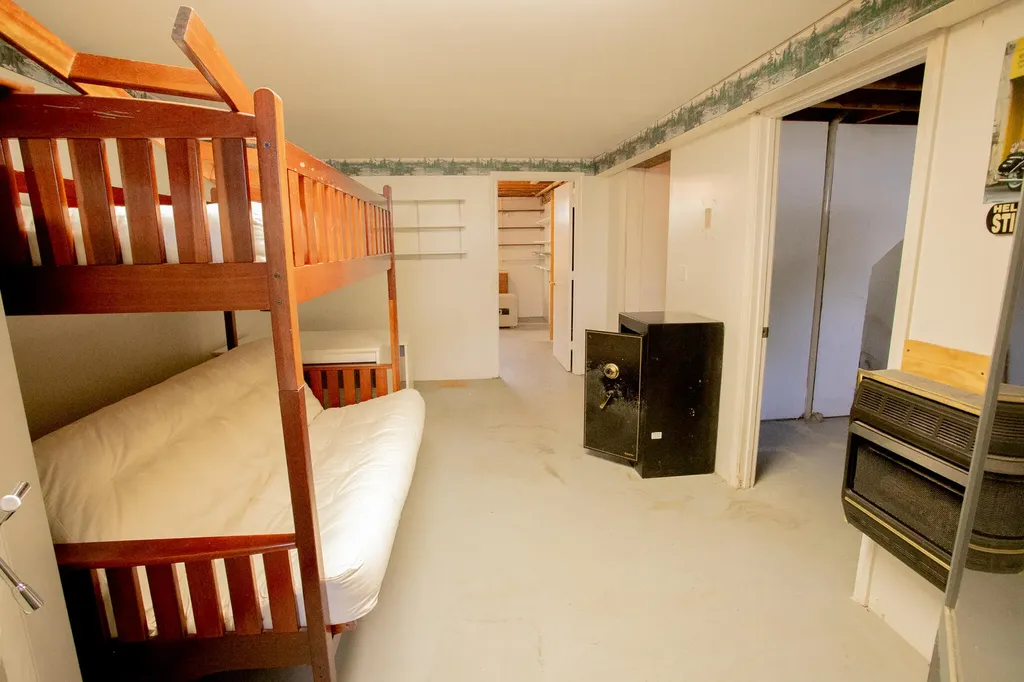 18 Independence Lane East Millinocket ME 04430