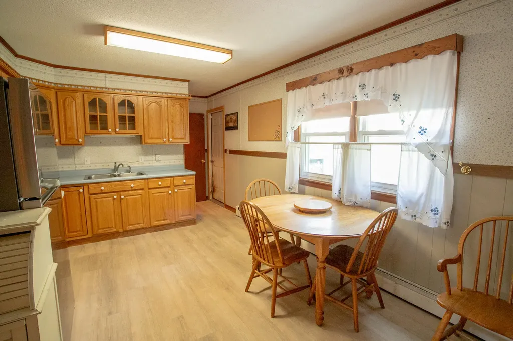 18 Independence Lane East Millinocket ME 04430