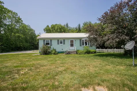 18 Independence Lane East Millinocket ME 04430