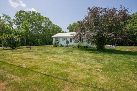 18 Independence Lane East Millinocket ME 04430
