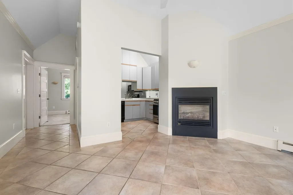 419 York Street York ME 03909